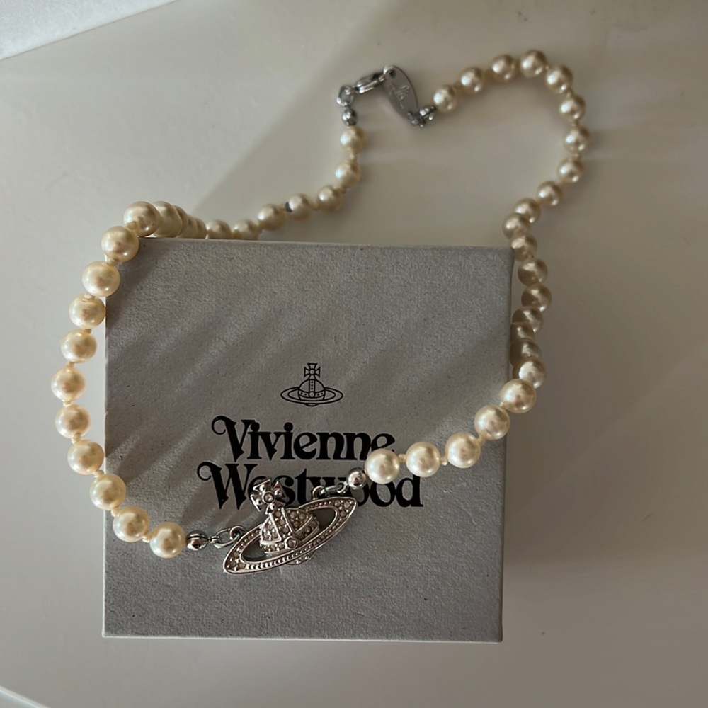Vivienne Westwood pearl necklace